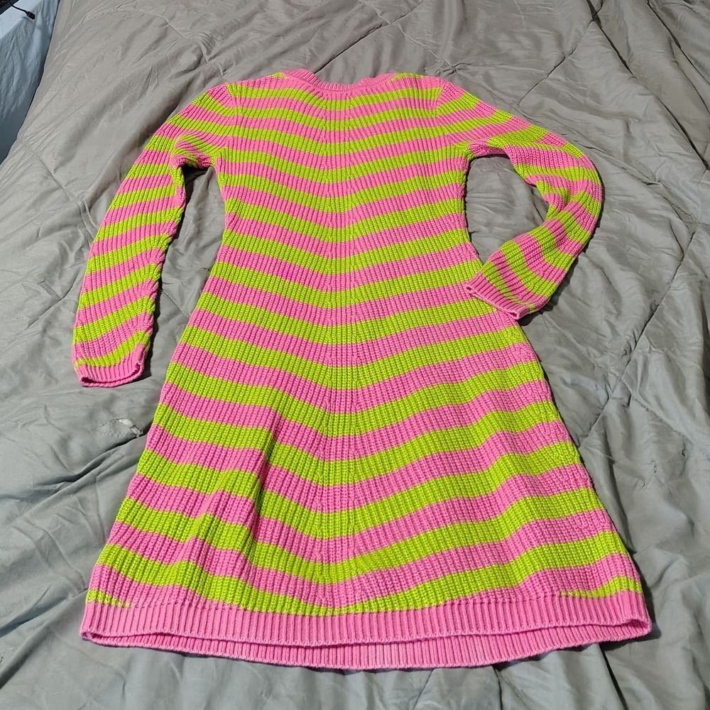 Ladies Small Form Fitting Barbie Style Knit Sweater Dress - Picture 2 of 3